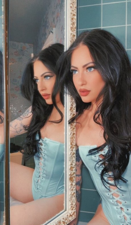 alexstitchins hot star images