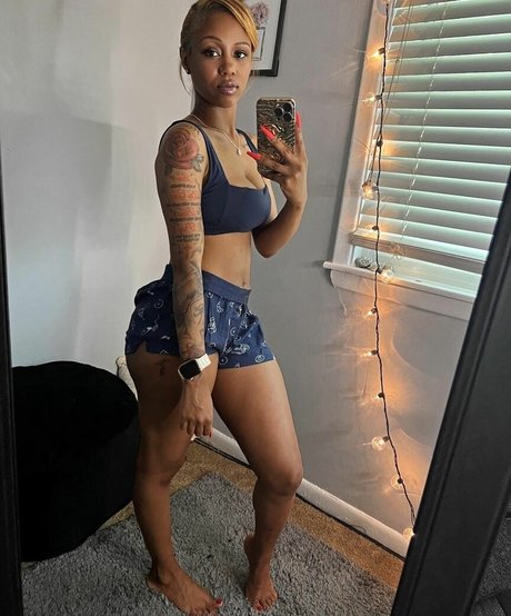 Yuno Zaza pornstar exclusive pictures