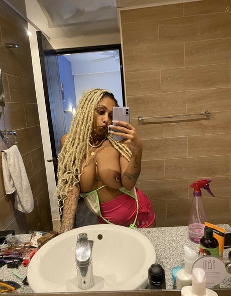 softnunu porn star picture