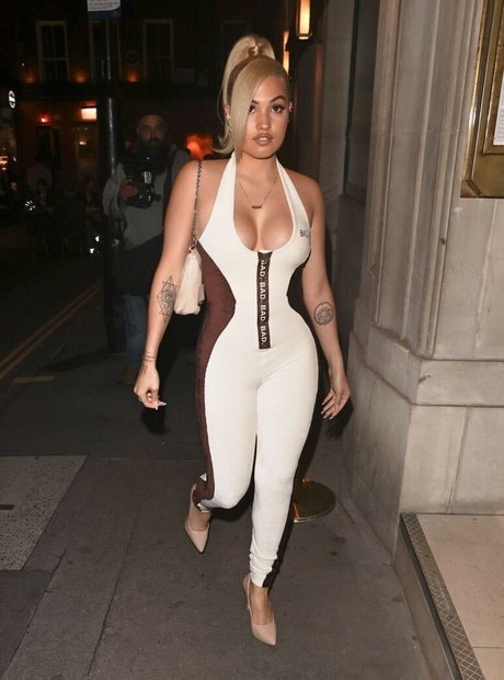 Mabel McVey pornstar top pictures