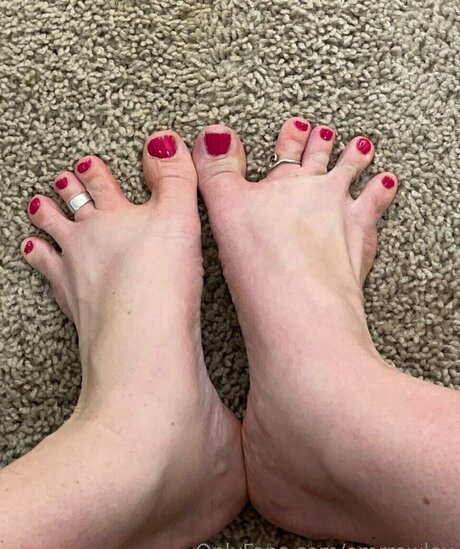 Emrrowley nude actress img