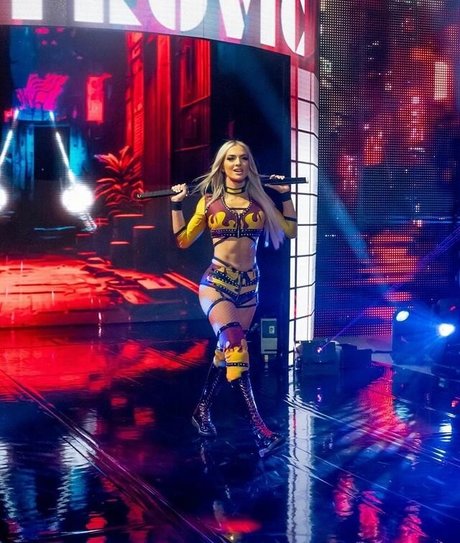 blonde small tits onlyfans sexy nude picture