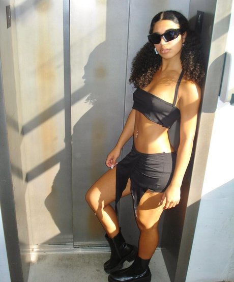 Journi Carr pornstar nudes archive