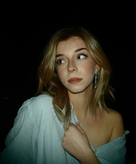 Martina Dell Anna model nice image