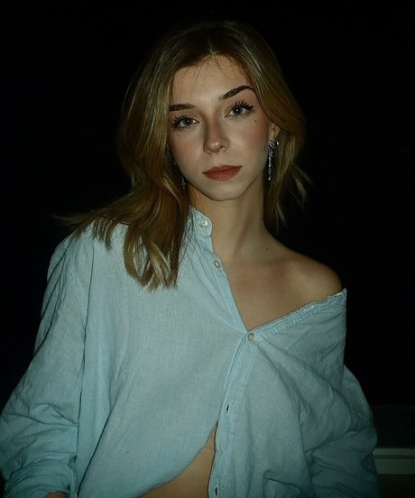 Martina Dell Anna porn actress pic