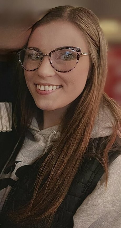 Skylynn Greene star pornographic archive