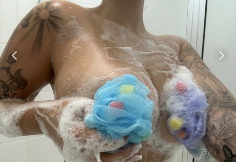 janieceandisaiah star adult img