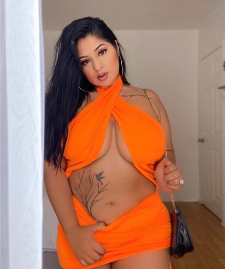 Janet Jae star sexy photo