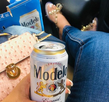 Janet Jae pretty pornstar pics