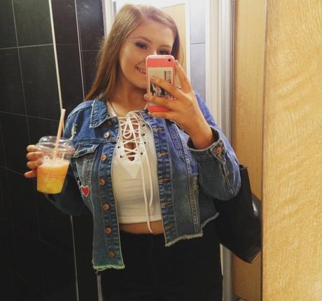 Amy Heslop perfect star pics