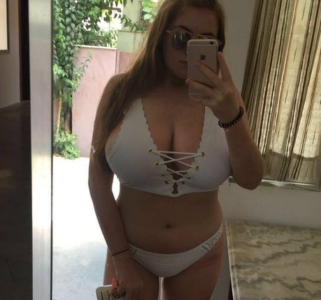 Amy Heslop hd pornstar galleries