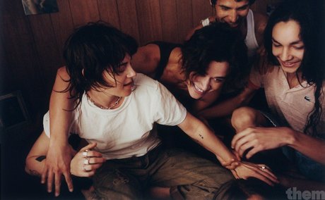 Katy O Brian star free photos