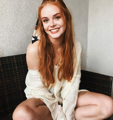 Abigail Cowan nudes star photo