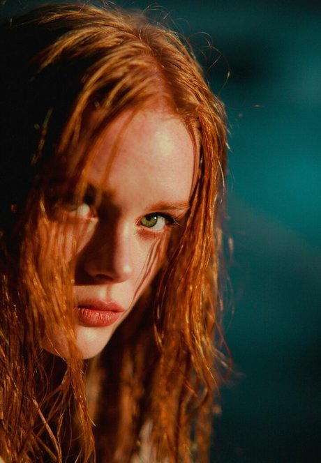 Abigail Cowan model high quality pictures