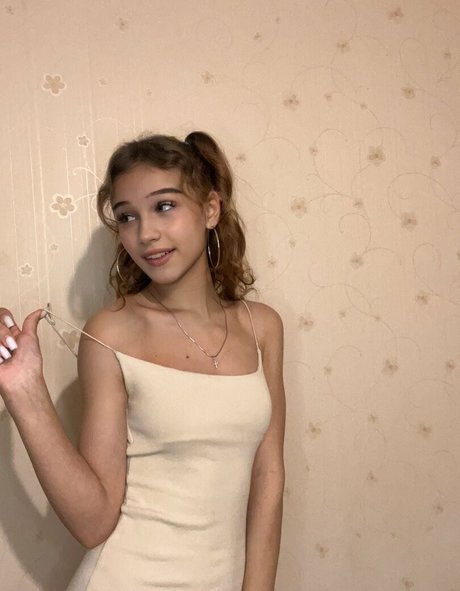 baby nika hd actress image