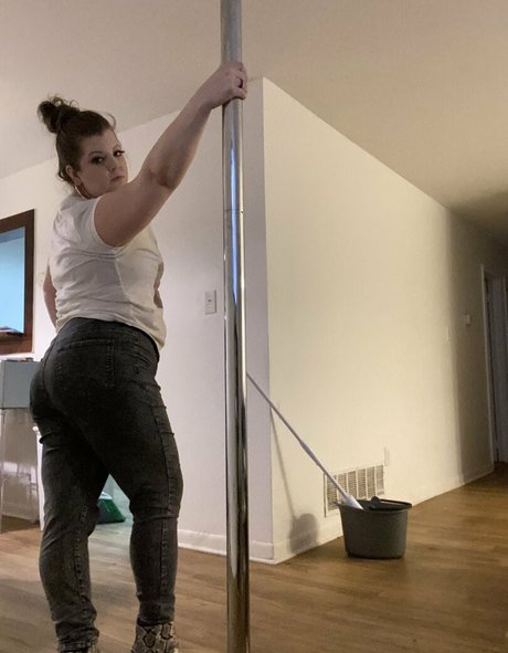 queen of spades erotic star pic