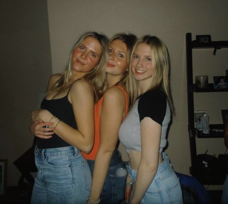 famous nude onlyfans sexy gallery