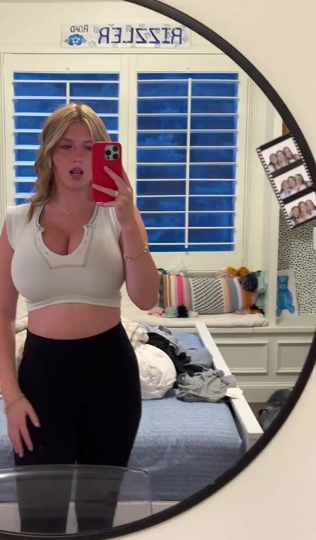 Carsen R star xxx images