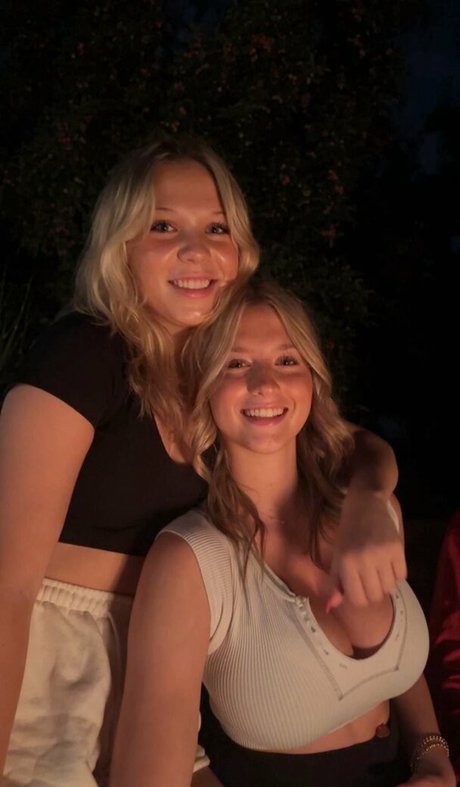 Carsen R free model pics