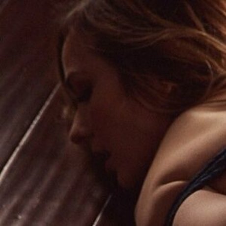 Mags IRL beautiful star photo