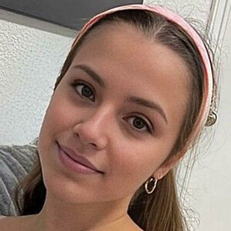 Nalayak Girle star naked pic