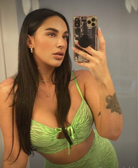 jameelahh nice actress photos