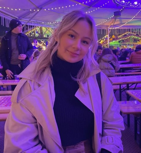 Lydia Rose top model photos