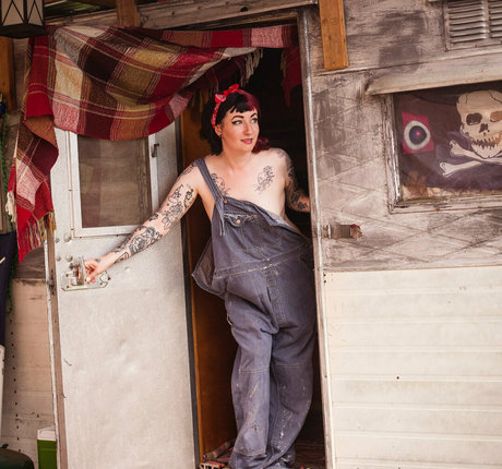 maple massacre pornographic actress photos