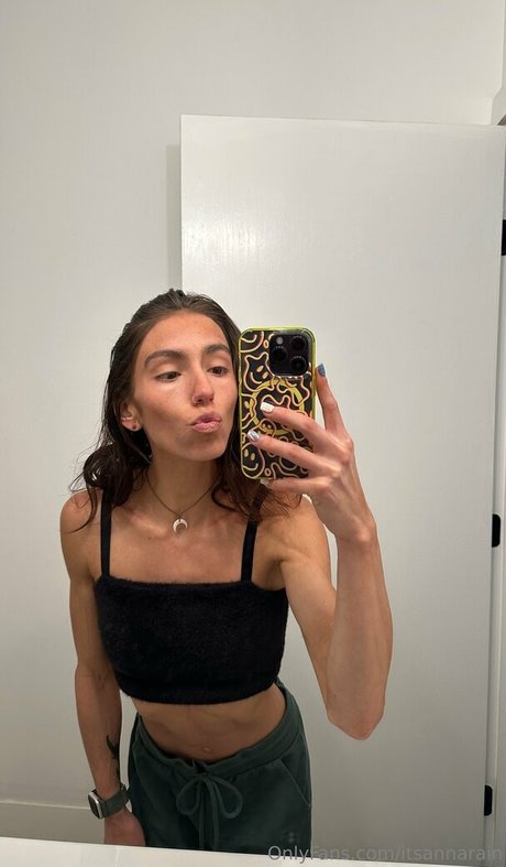 itsannarain pornstar adult picture