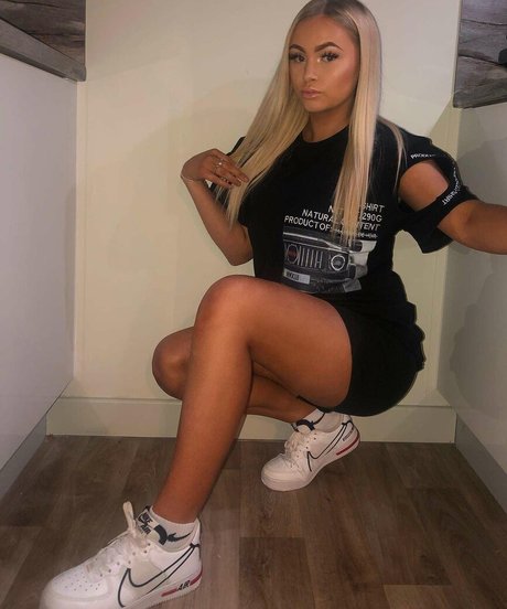 beautiful japanese onlyfans hd gallery