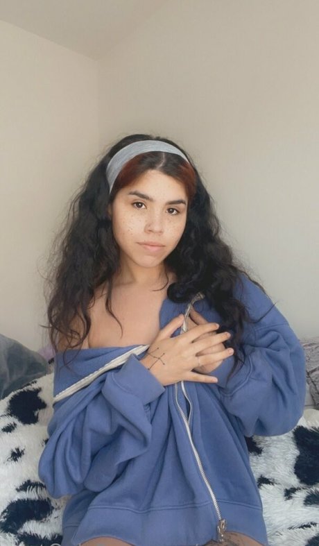 certifiedlilguy model adult pic