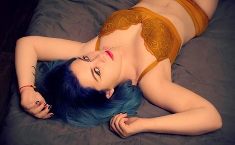 tulesha model perfect images