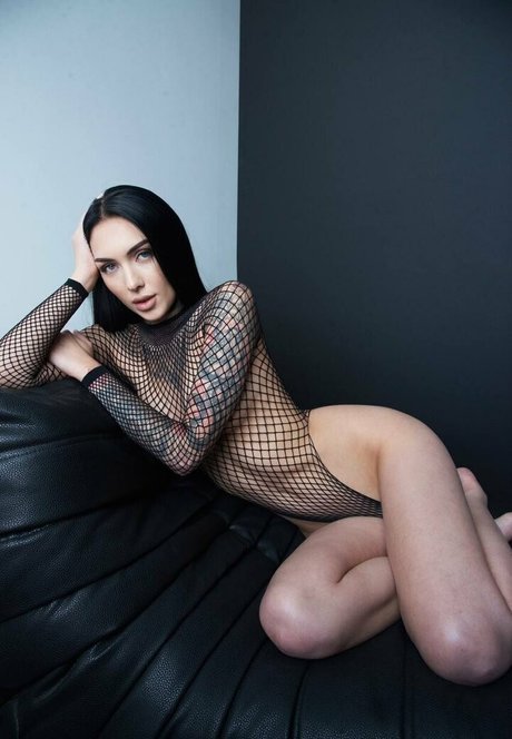 _Poison lips_ sexy pornstar photos