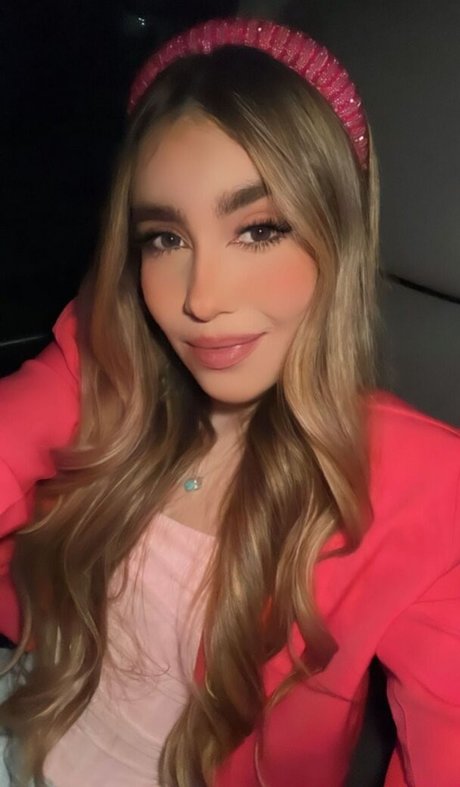 Paola Silerio erotic model pic