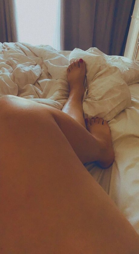 Sassigirl69 erotic actress picture