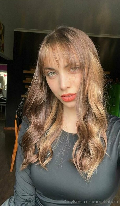 ornellaturri sexy pornstar pics