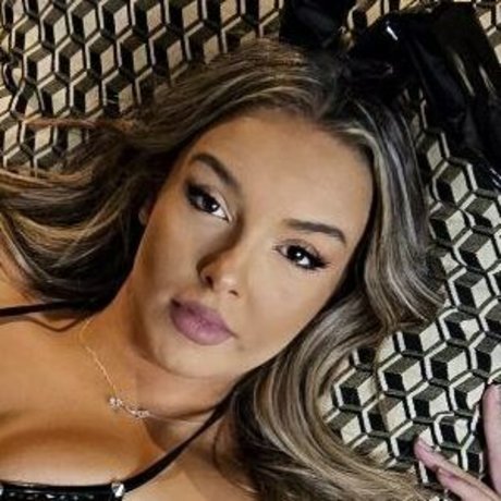 Garaamilaaann adult model photo