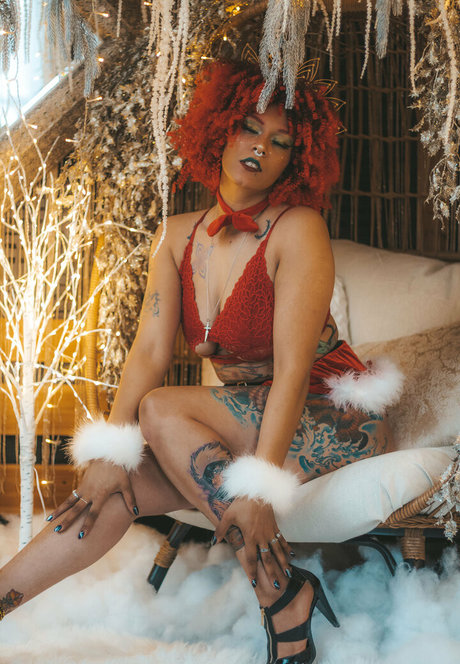 black onlyfans nude photo