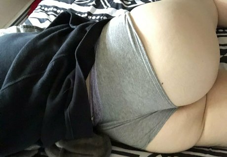 babygirlbrdlfree best actress img