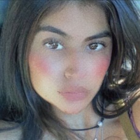 Emiliatorres55 nudes model pics