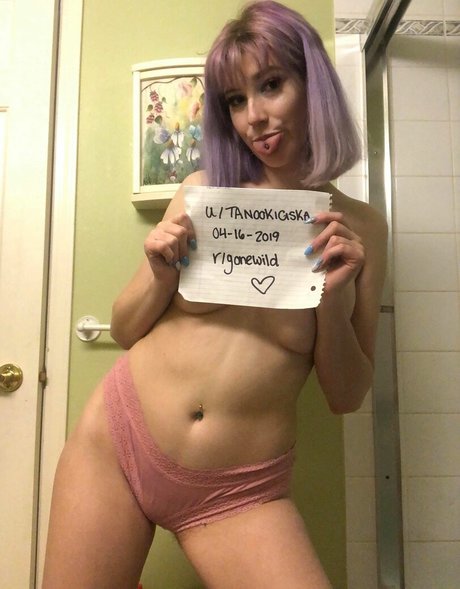 tanookiciska model top archive