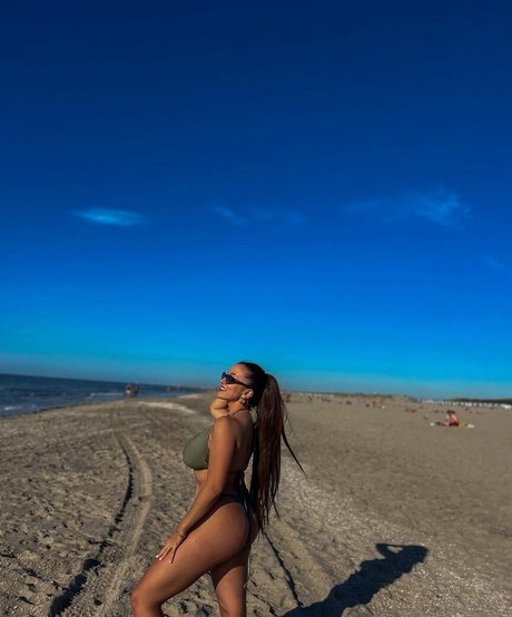 _kalpou_ nice model picture