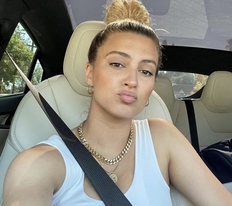 Tori Kelly perfect model archive