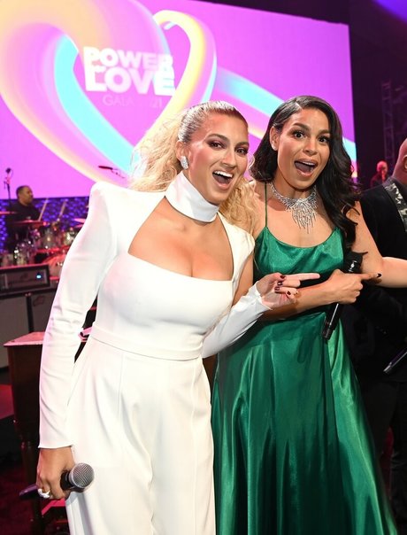 Tori Kelly high quality star img