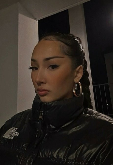 ASMRCat hot actress image