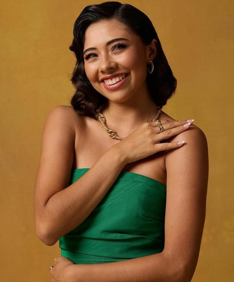 Xochitl Gomez nude star img