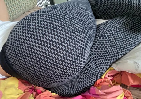 ArtsyVRC erotic star picture