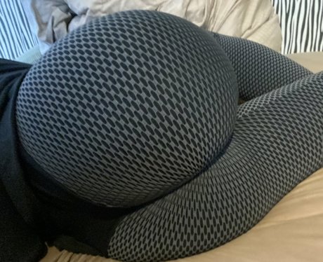 ArtsyVRC star naked photos