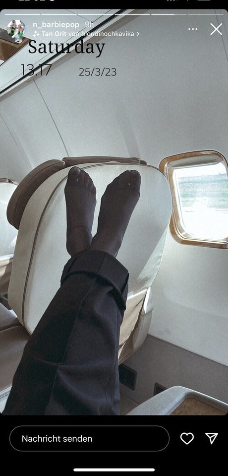 Allaboutfeetandnylons pornographic star image