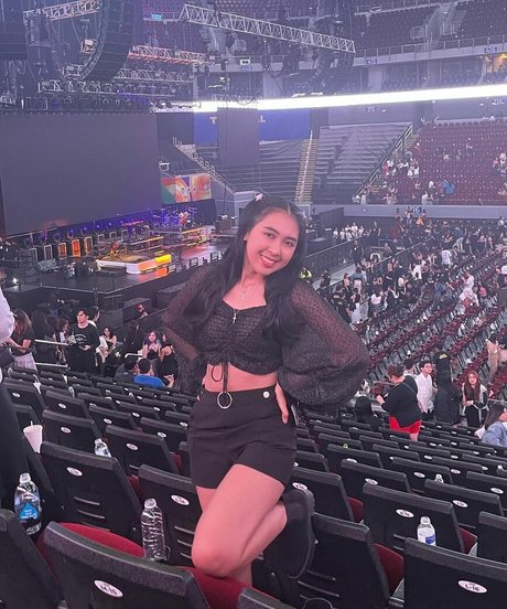 nininplays model porn images